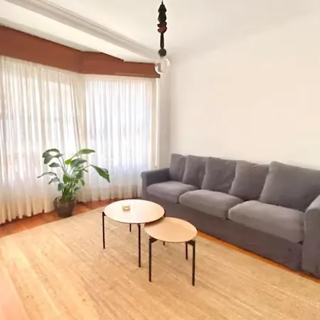 The Old New Riego De Agua Apartment *
